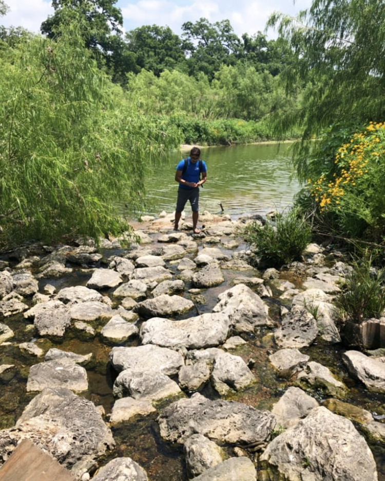 Foraging for pigments along the San Antonio RIver